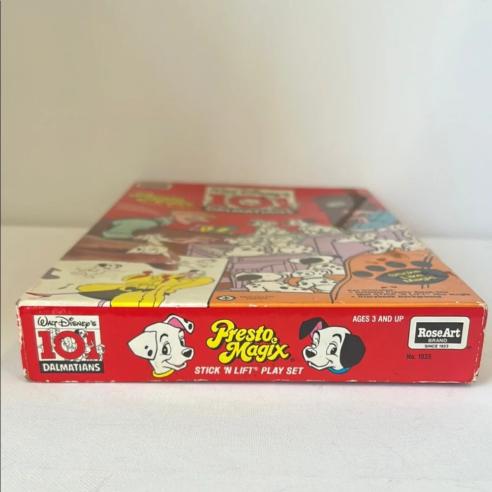 Vintage 101 Dalmatians Presto Magix Stick 'n Lift